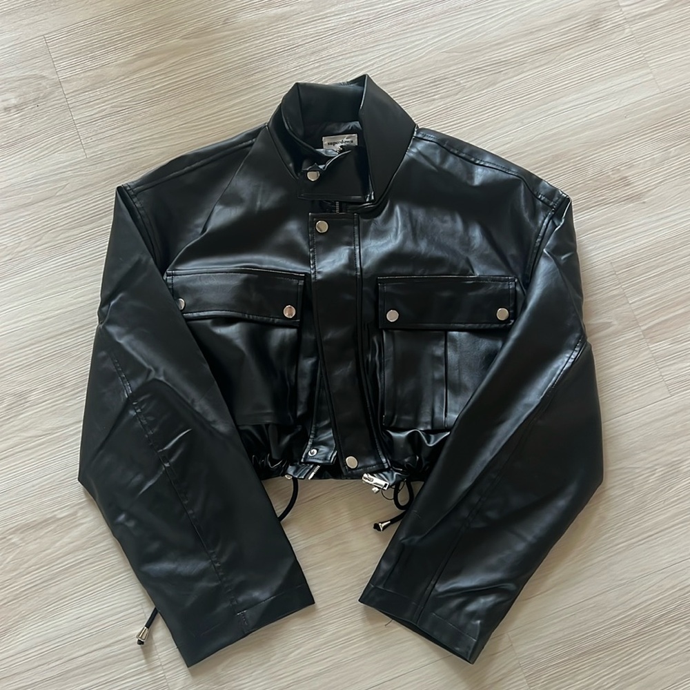 BRAND NEW never worn Katie Faux Leather Jacket in Black superdown